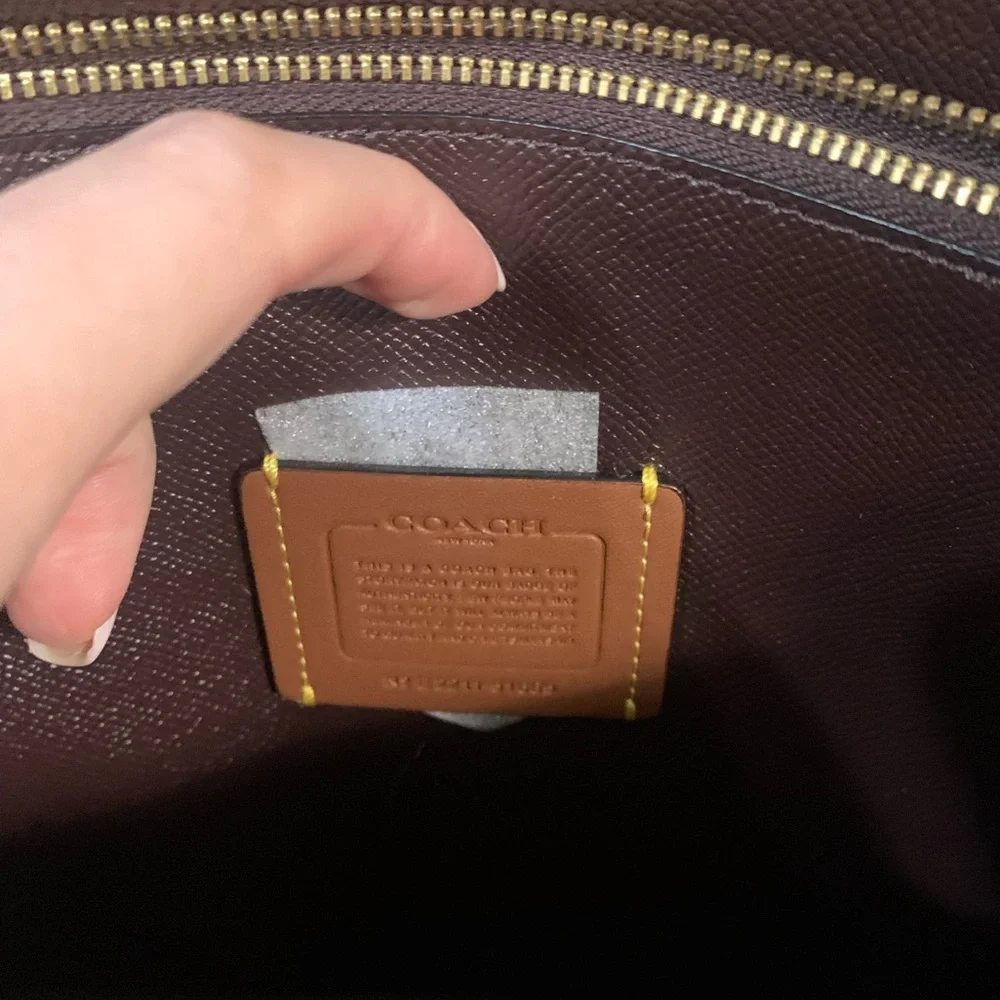 Coach Embossed Leather Bag in Rich Brown - Picture 4 of 11